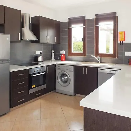 Willa Anna - Three Bedroom With Private Swimming Pool *